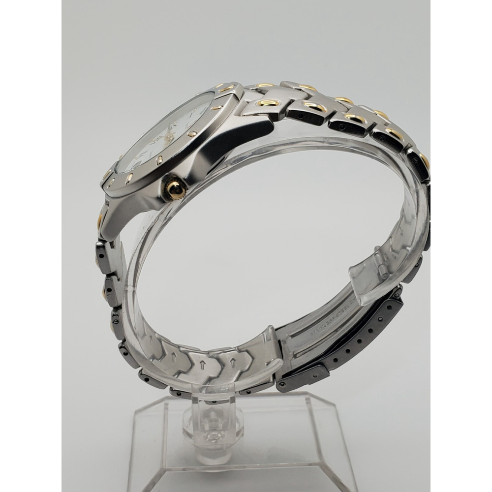 Womens Watch - Picture 4 of 12